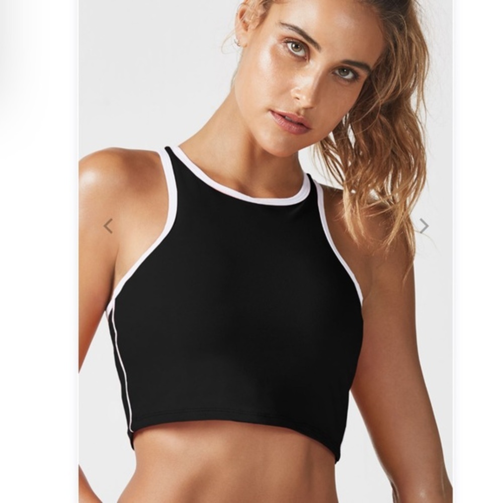 Fabletics || Black and White Crop Top (S)